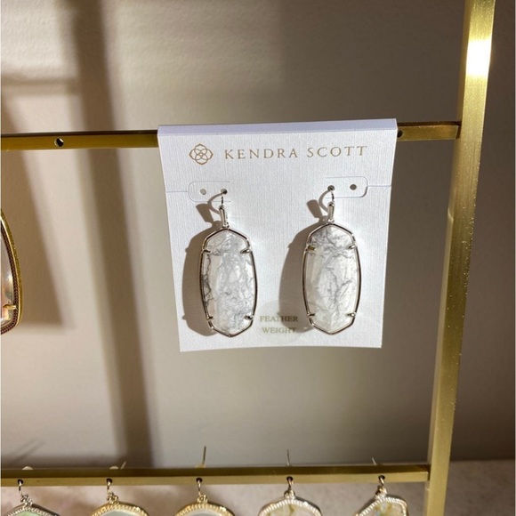 Kendra Scott White Howlite Elle Earrings - Picture 2 of 2